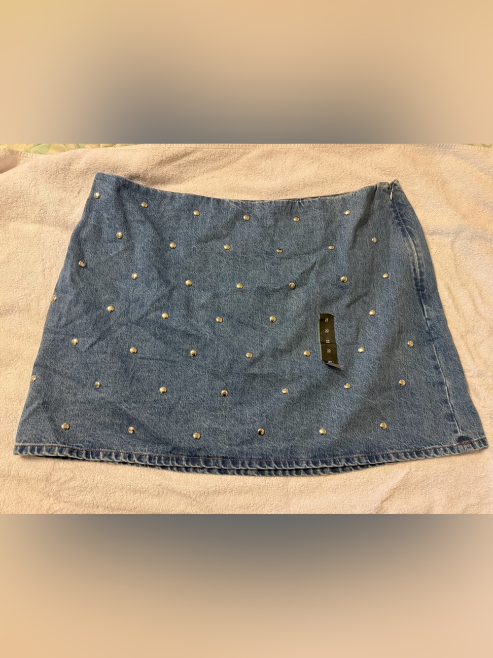 NWT Denim Skirt with Stud Embellishments. Size:22.